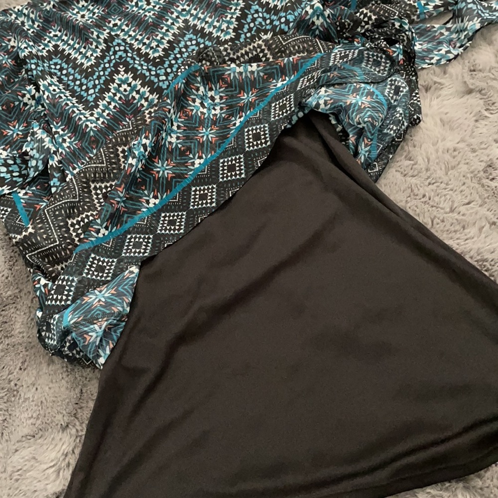 WHBM Embroidered Detail Chevron Kimono Dress NWOT - Picture 6 of 10